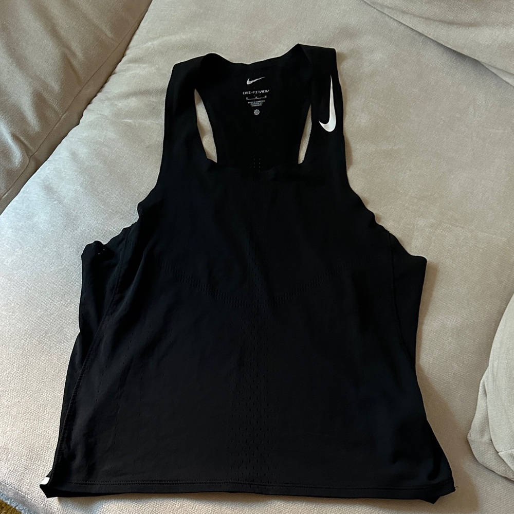 Nike men’s Black Sleeveless Tank dri fit ADV size medium